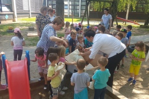 U sklopu projekta „Zeleno srce Zagorja“ podijeljeni promidžbeni materijali namijenjeni djeci